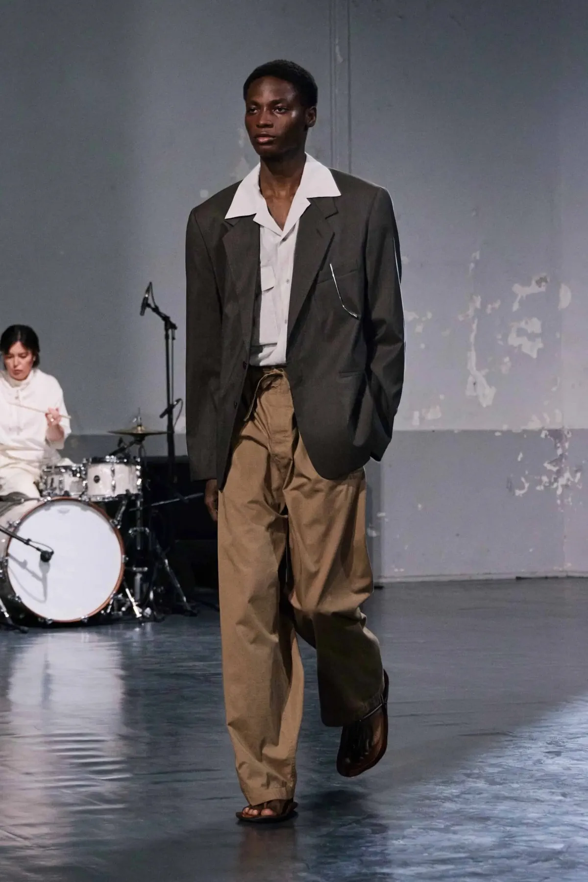 LEMAIRE Printemps 2026 : une masculinité éveillée