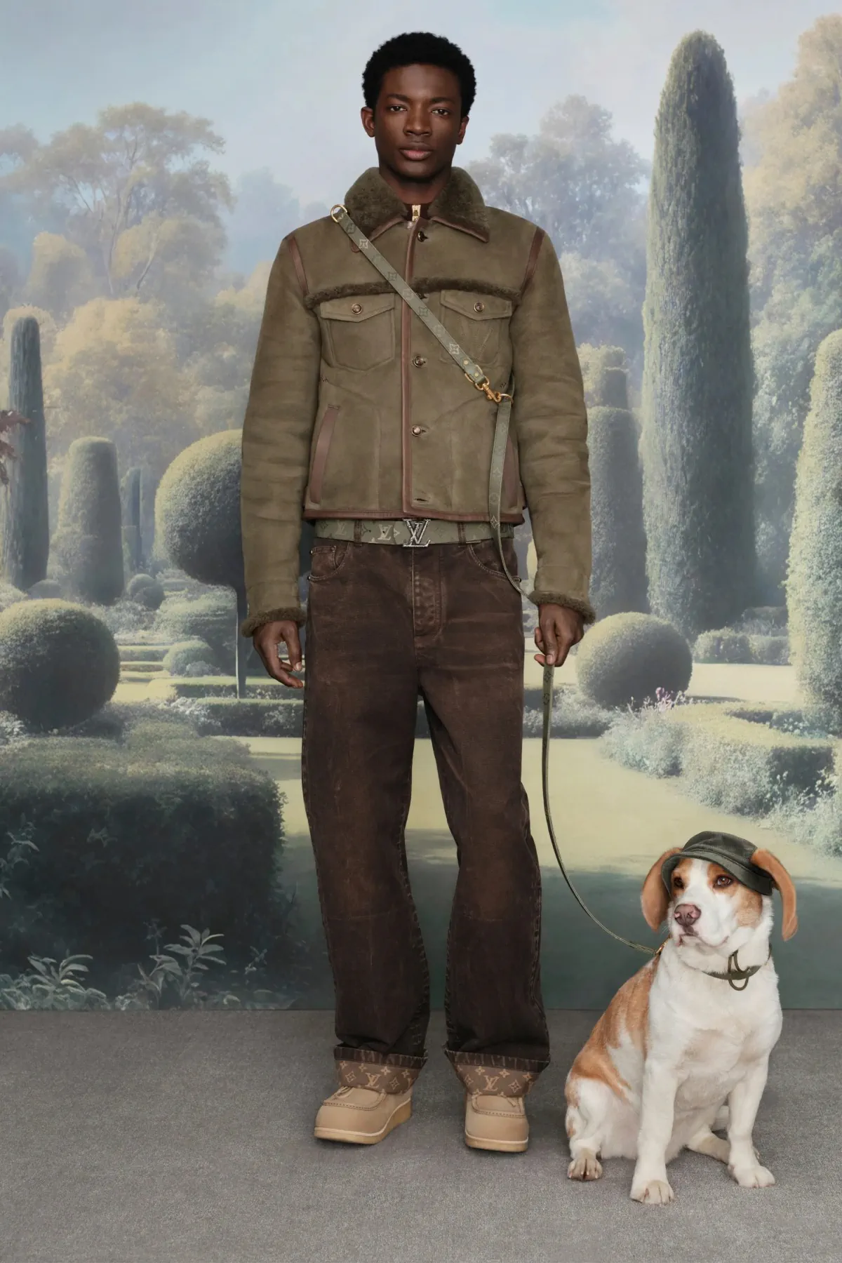 Pharrell Williams signe une collection Louis Vuitton Croisière 2026 pour homme inspirée des manoirs anglais