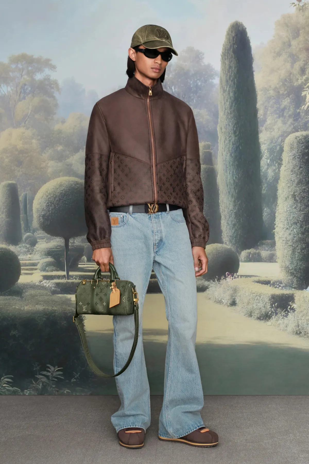 Pharrell Williams signe une collection Louis Vuitton Croisière 2026 pour homme inspirée des manoirs anglais