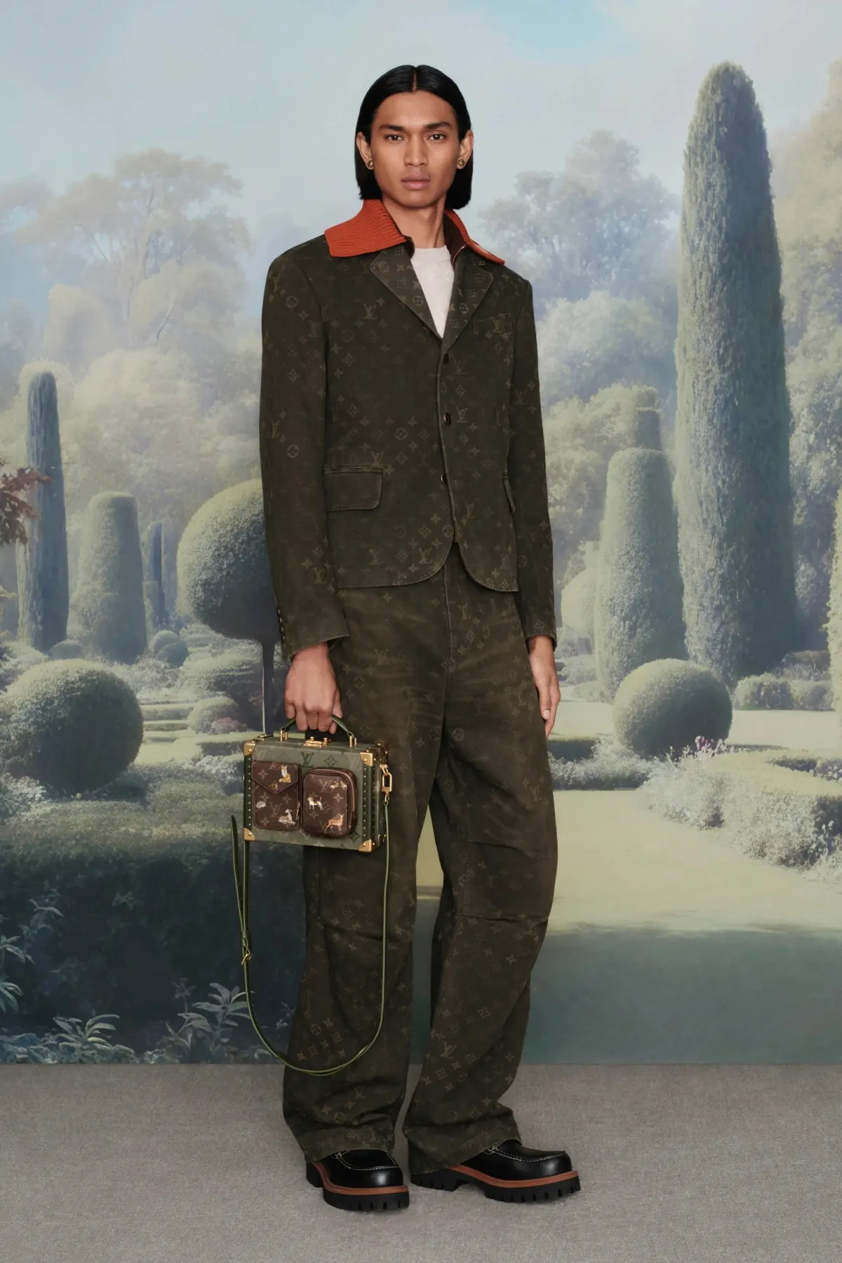 Pharrell Williams signe une collection Louis Vuitton Croisière 2026 pour homme inspirée des manoirs anglais