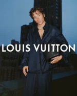 Jeremy Allen White devient l'ambassadeur de Louis Vuitton