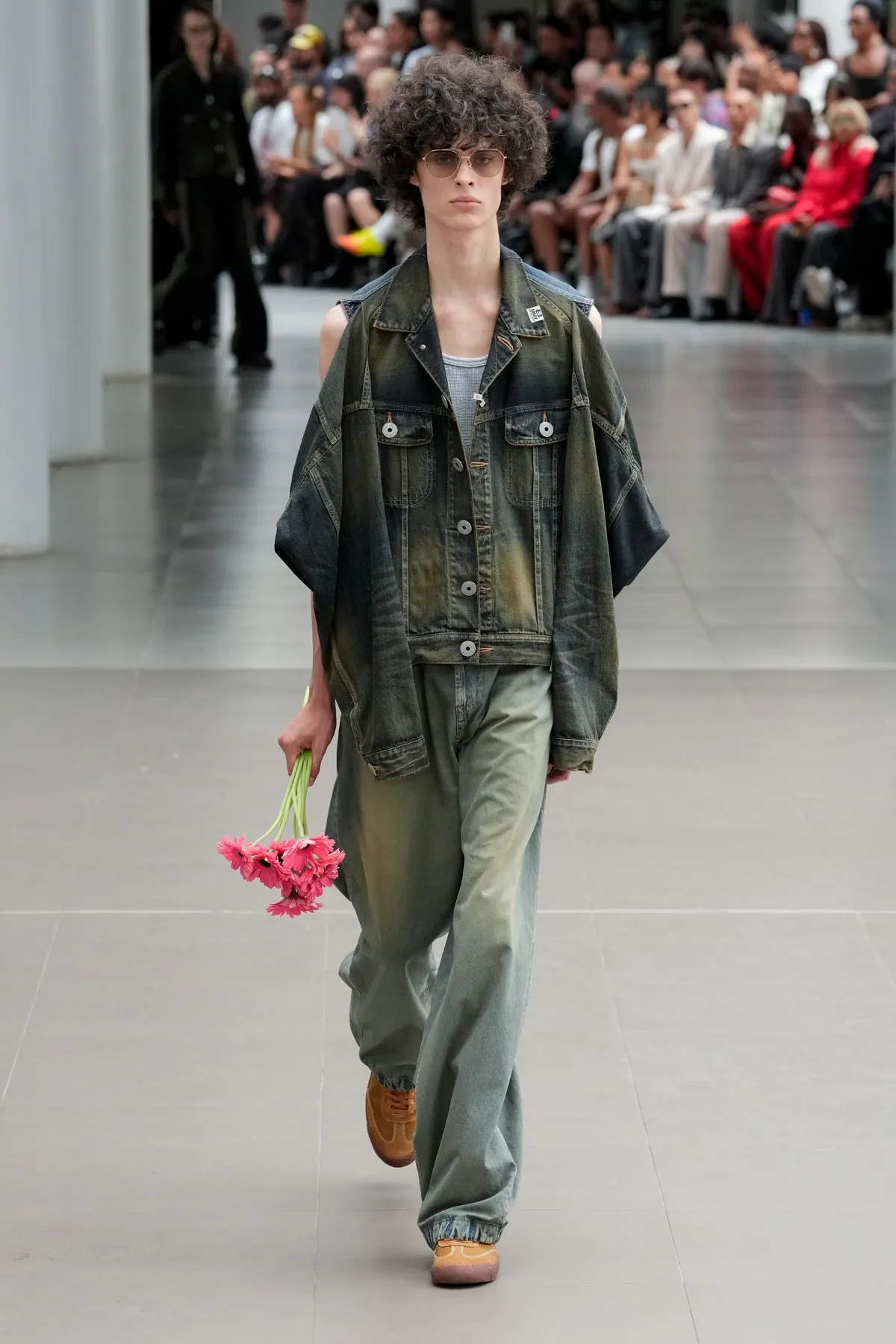 Printemps 2026 : Maison Mihara Yasuhiro redéfinit la notion de normalité