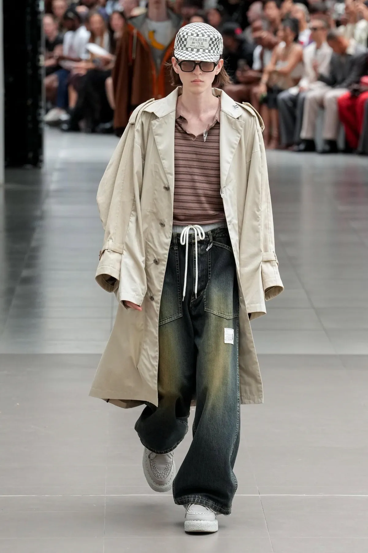 Printemps 2026 : Maison Mihara Yasuhiro redéfinit la notion de normalité