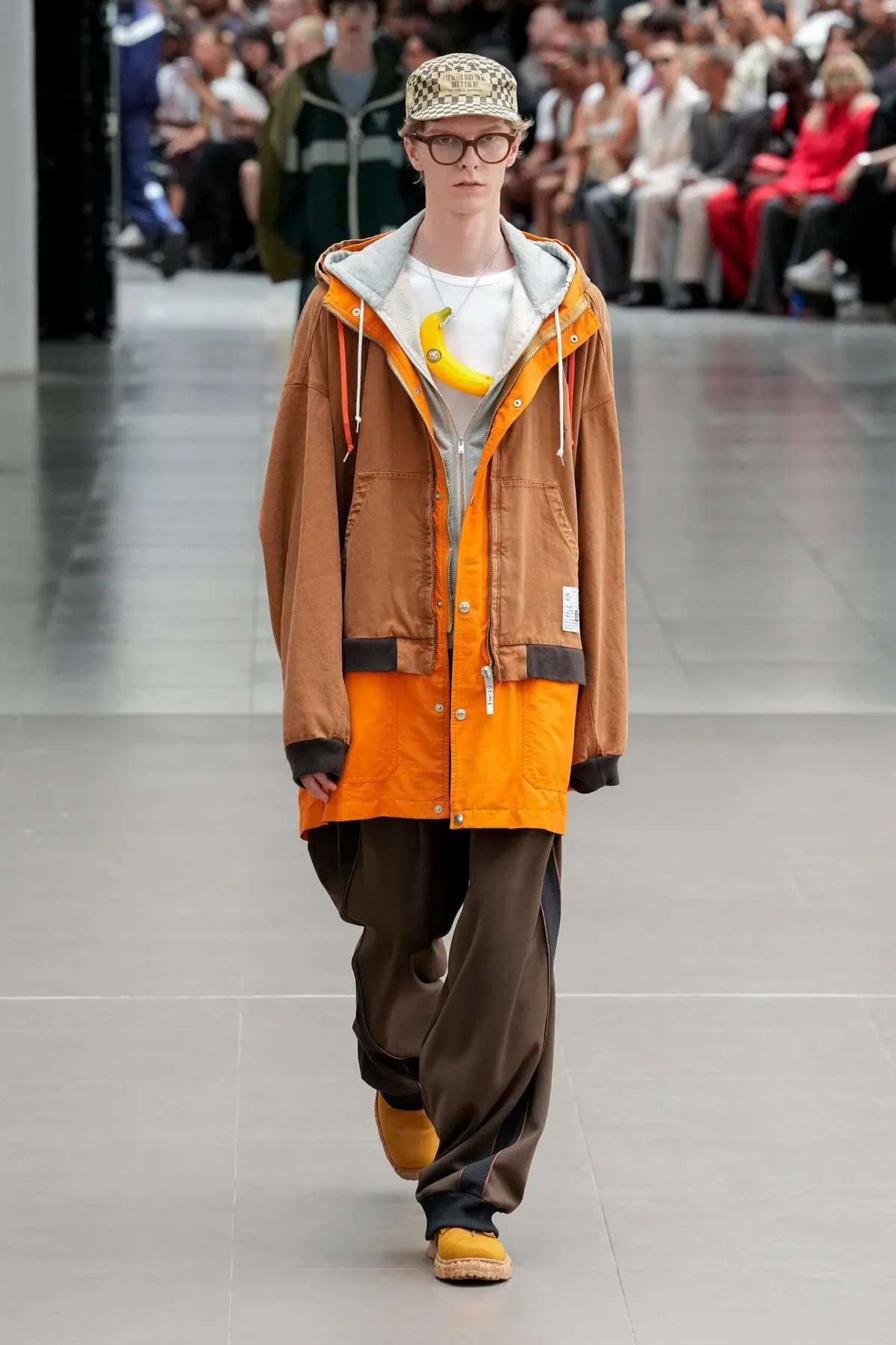 Printemps 2026 : Maison Mihara Yasuhiro redéfinit la notion de normalité