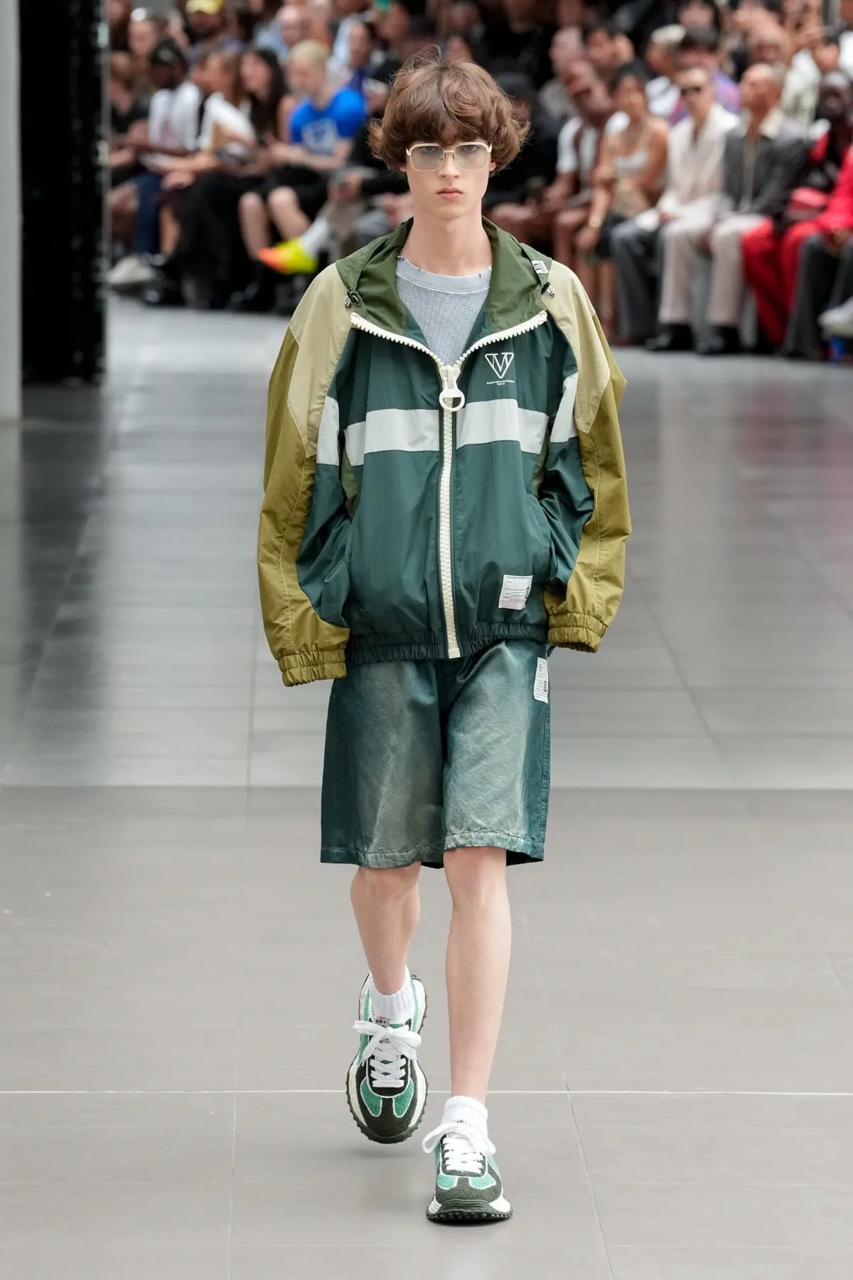 Printemps 2026 : Maison Mihara Yasuhiro redéfinit la notion de normalité