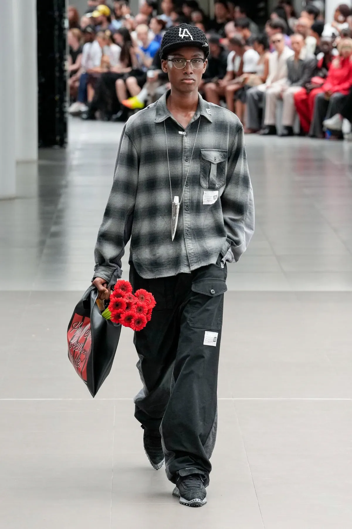 Printemps 2026 : Maison Mihara Yasuhiro redéfinit la notion de normalité