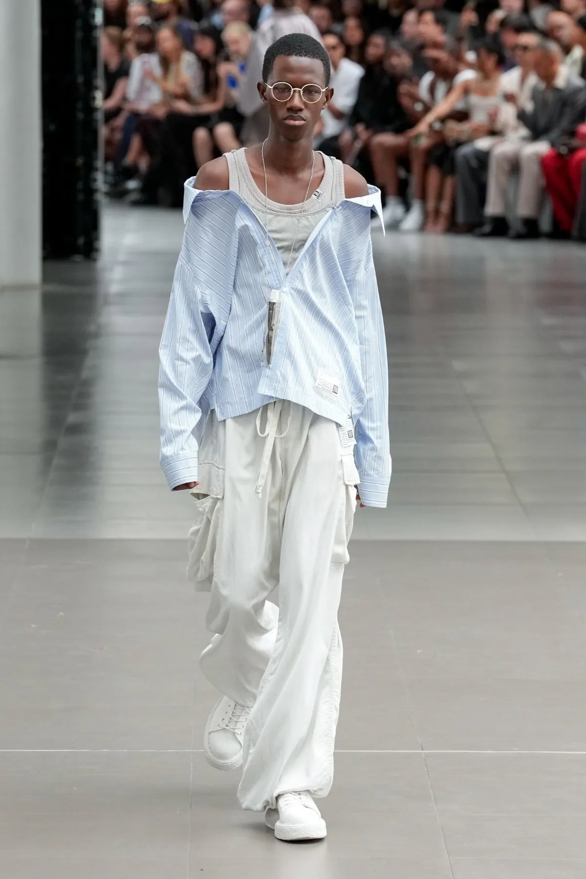 Printemps 2026 : Maison Mihara Yasuhiro redéfinit la notion de normalité