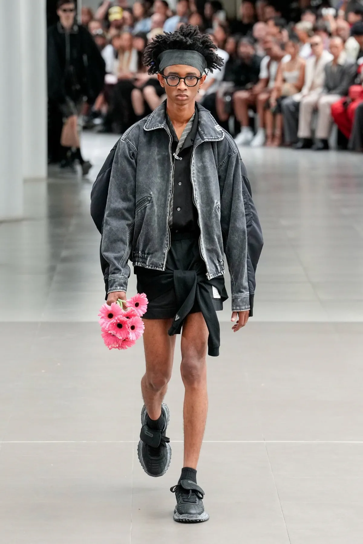 Printemps 2026 : Maison Mihara Yasuhiro redéfinit la notion de normalité