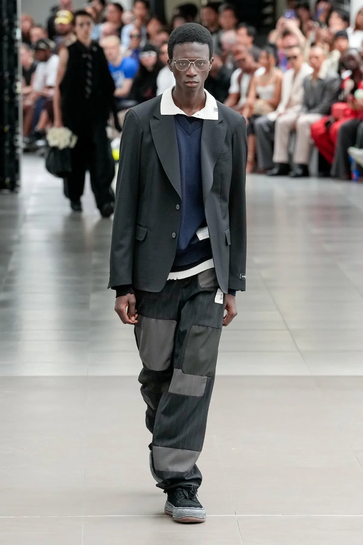 Printemps 2026 : Maison Mihara Yasuhiro redéfinit la notion de normalité