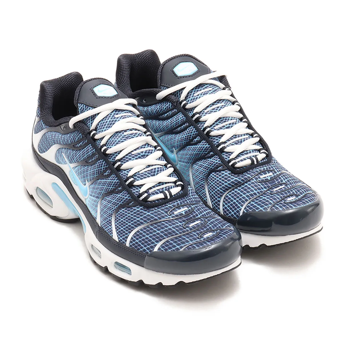 Nike Air Max Plus Dark Obsidian 1 La Nike Air Max Plus « Dark Obsidian » réinvente son esthétique