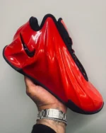 Premier look de la Nike GT Future « Bred »