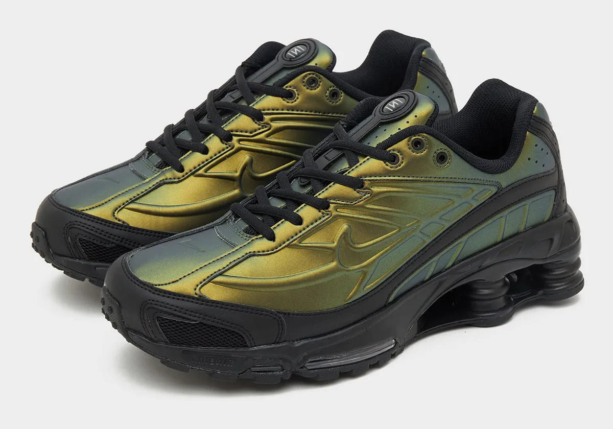 Nike Shox Ride 2 Olive Flak 1 La Nike Shox Ride 2 « Olive Flak » fait son grand retour avec une esthétique iridescente