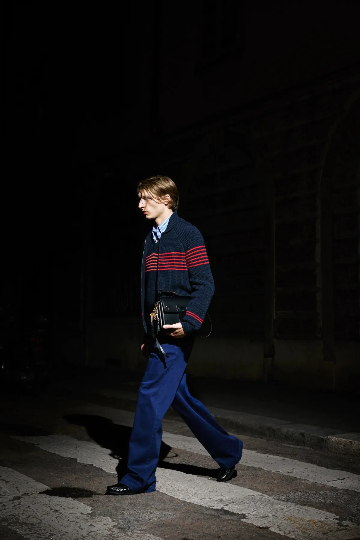 La collection printemps 2026 de N21 révèle la nouvelle simplicité masculine d'Alessandro Dell'Acqua