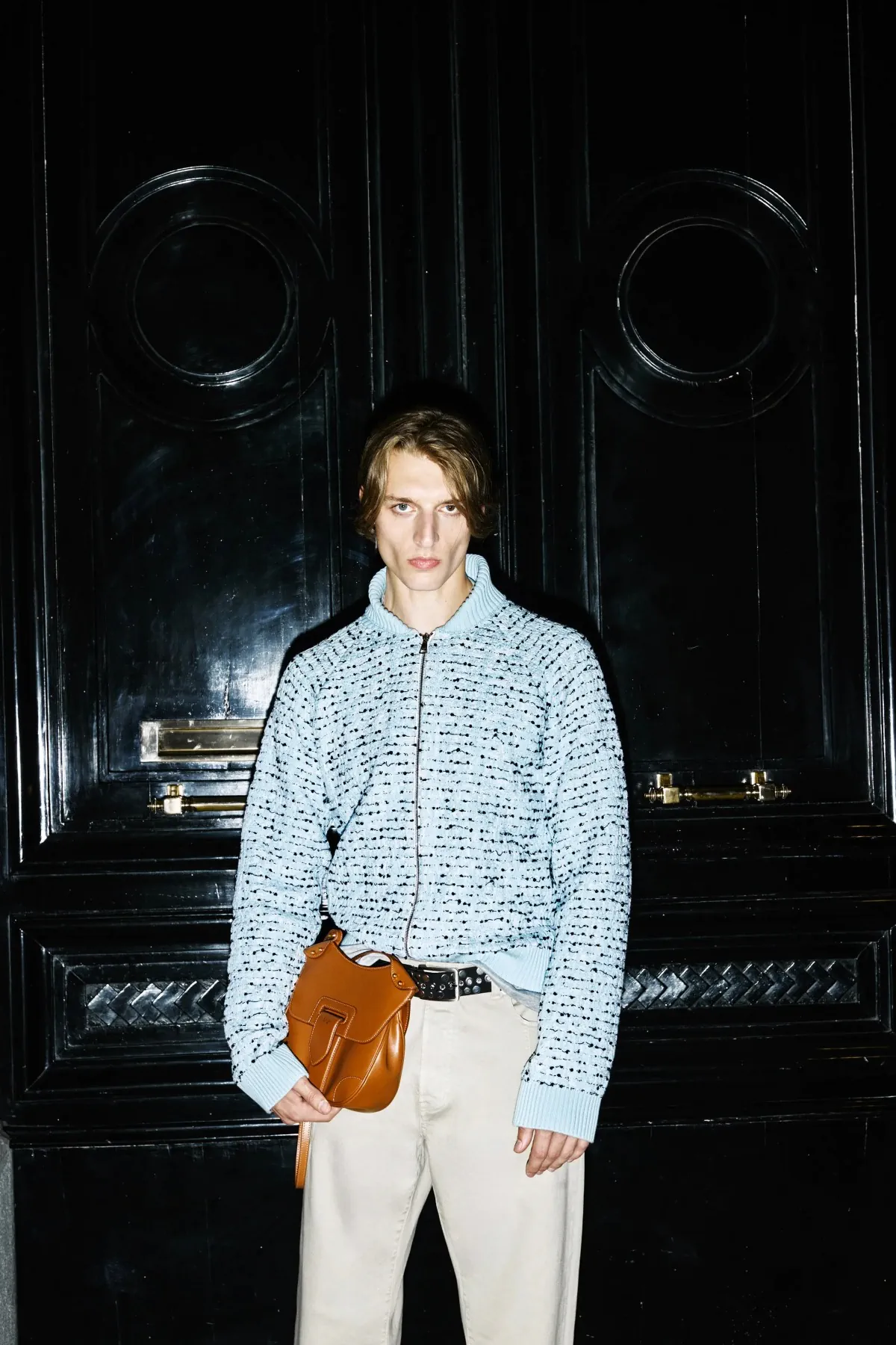 La collection printemps 2026 de N21 révèle la nouvelle simplicité masculine d'Alessandro Dell'Acqua