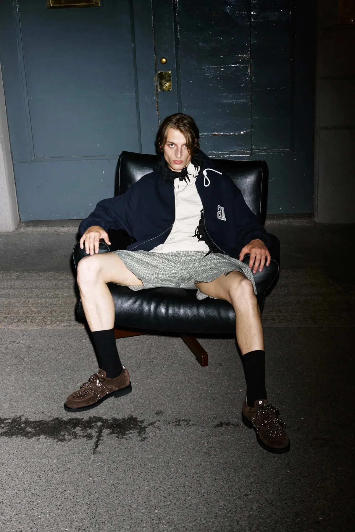La collection printemps 2026 de N21 révèle la nouvelle simplicité masculine d'Alessandro Dell'Acqua