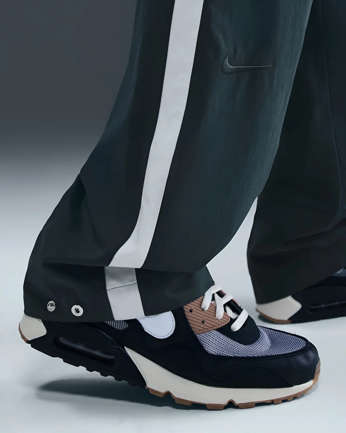 Patta x Nike Air Max 90 Waves Deux nouveaux coloris 1 Patta dévoile non pas deux, mais quatre coloris de sa Nike Air Max 90 « Waves »