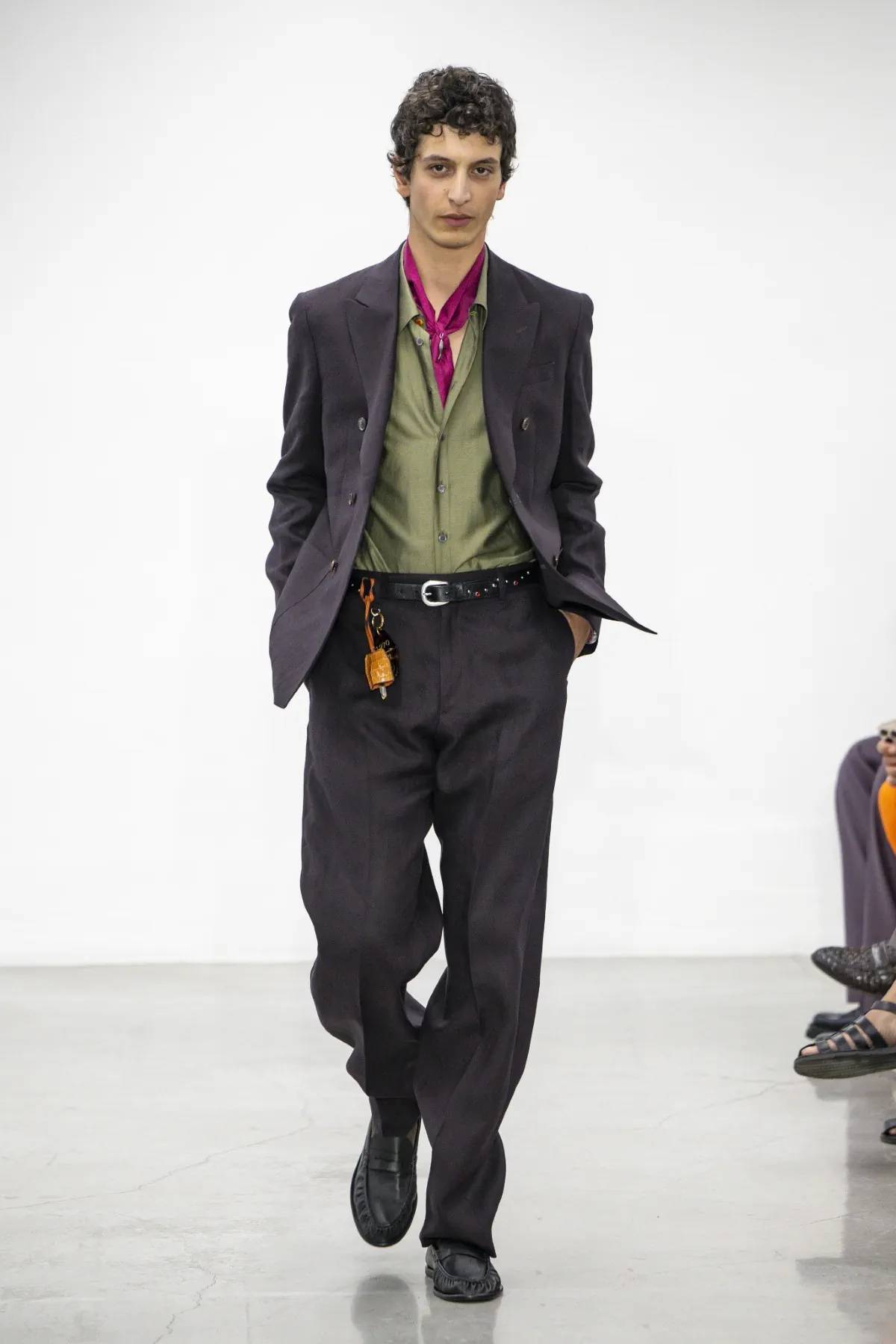 Paul Smith dévoile sa collection printemps 2026, inspirée par ses voyages en Égypte