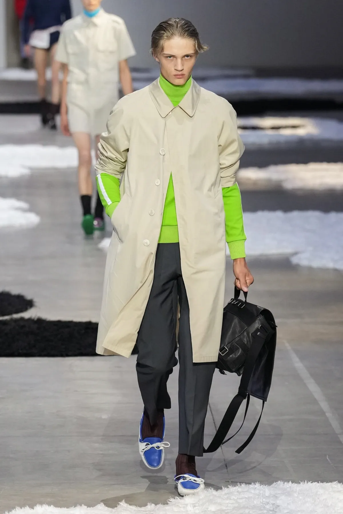 La collection Printemps 2026 de PRADA révèle une mode masculine apaisée et authentique