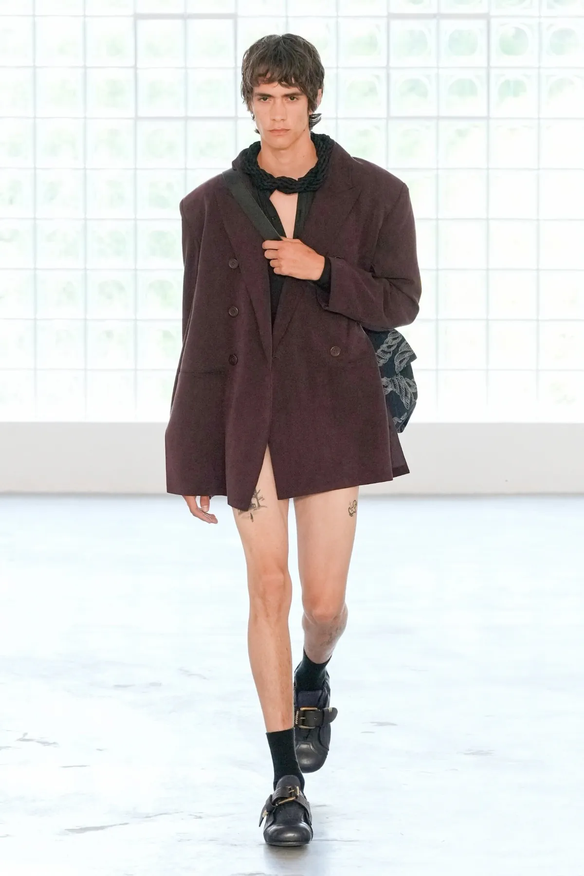 PRONOUNCE dévoile une collection printemps 2026 inspirée des cerfs-volants traditionnels chinois