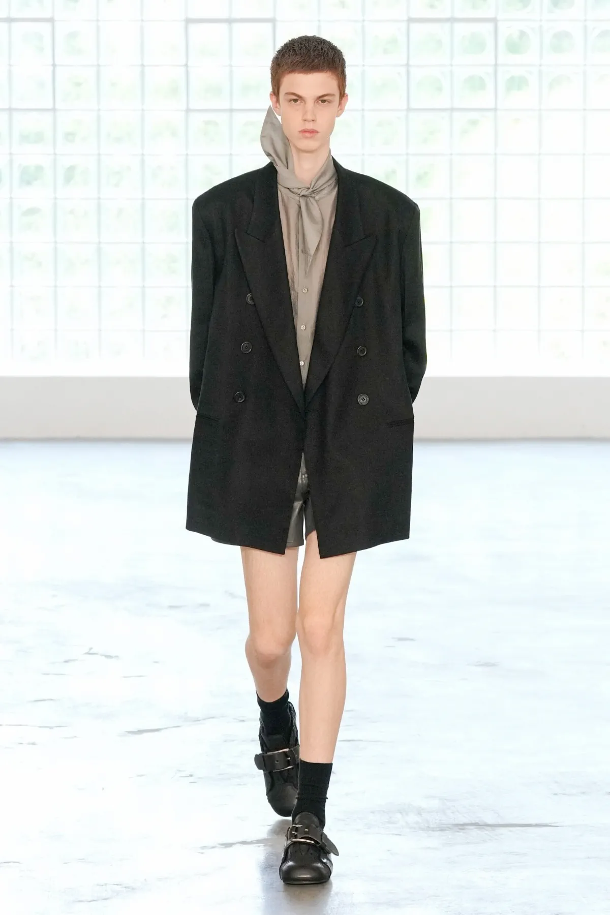 PRONOUNCE dévoile une collection printemps 2026 inspirée des cerfs-volants traditionnels chinois