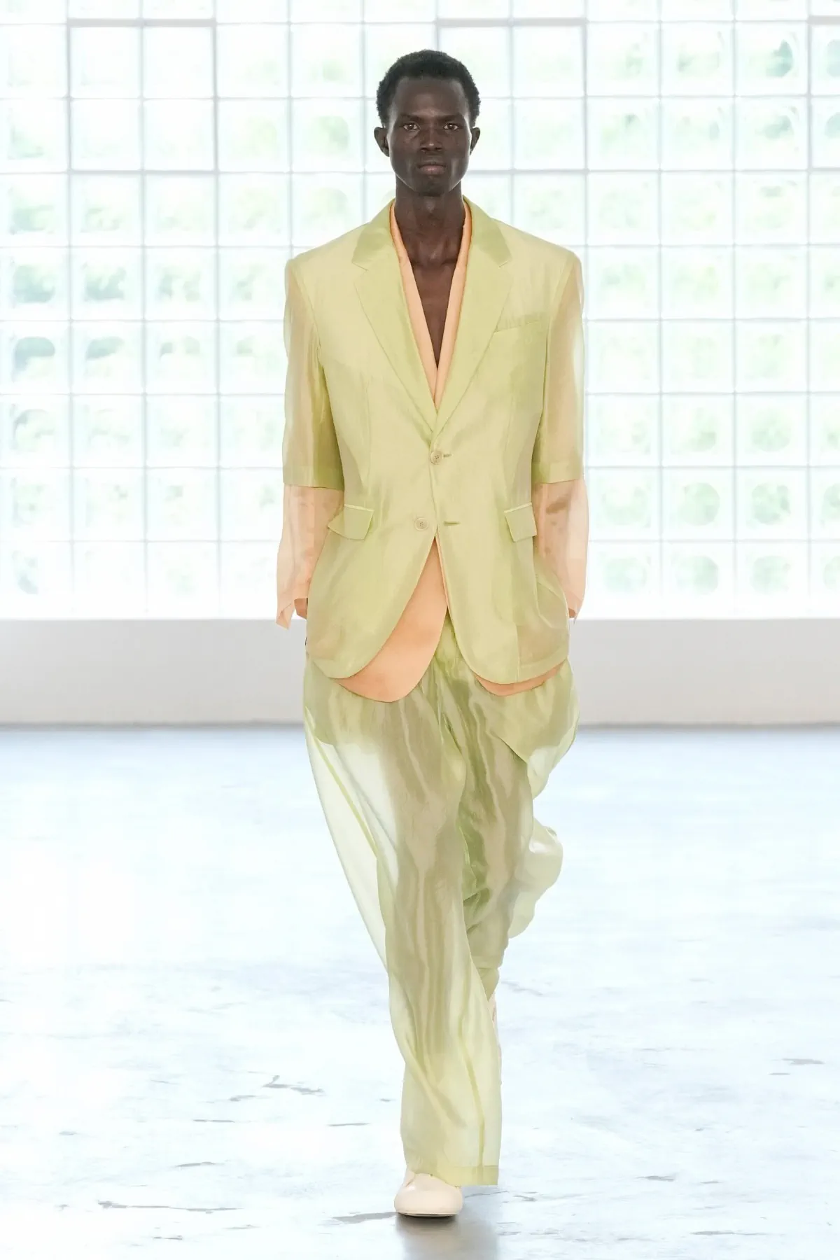 PRONOUNCE dévoile une collection printemps 2026 inspirée des cerfs-volants traditionnels chinois