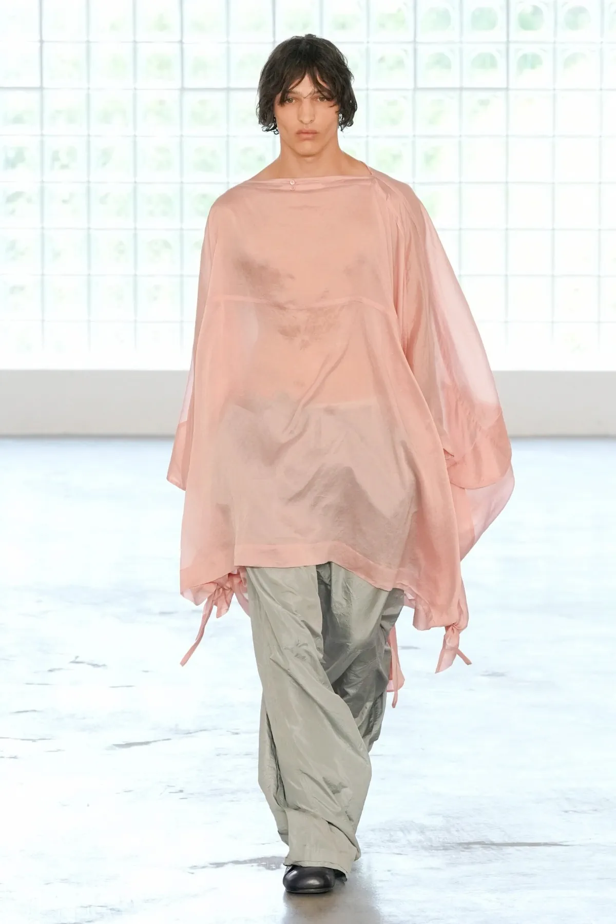 PRONOUNCE dévoile une collection printemps 2026 inspirée des cerfs-volants traditionnels chinois