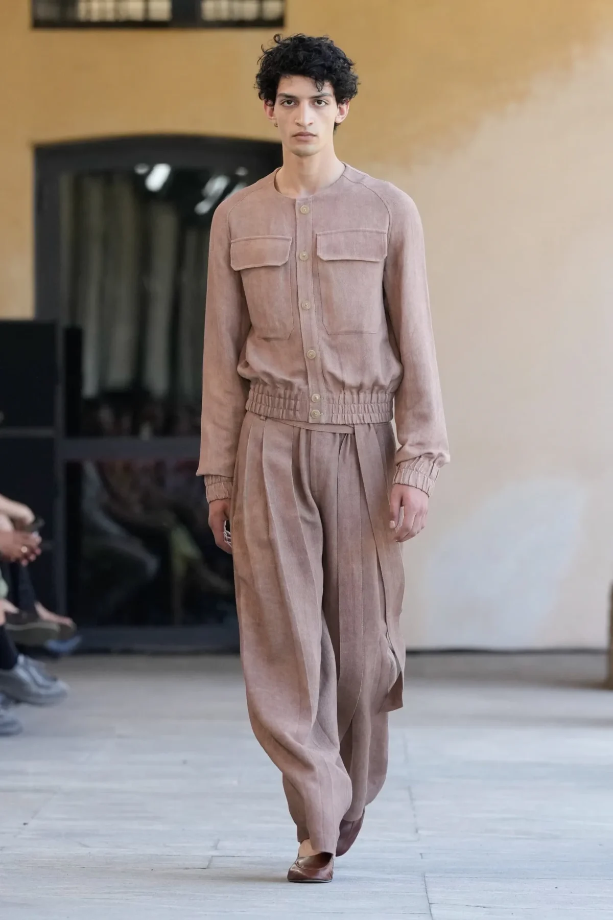 Qasimi Spring Summer 2026 Milan Fashion Week 2 La collection Printemps 2026 de QASIMI révèle une esthétique utilitaire apaisée