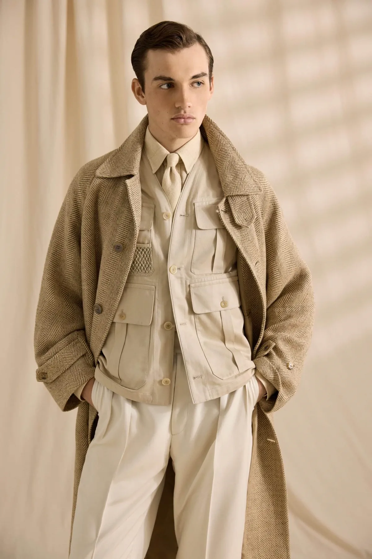 La collection Printemps 2026 de Ralph Lauren Purple Label célèbre le voyageur moderne