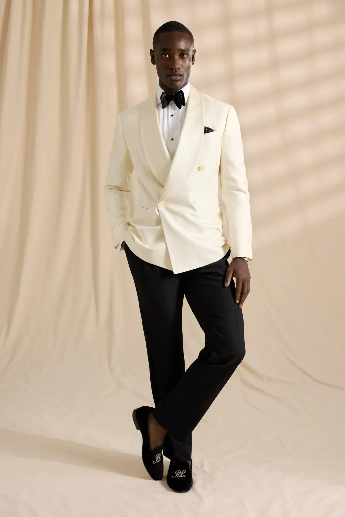 La collection Printemps 2026 de Ralph Lauren Purple Label célèbre le voyageur moderne