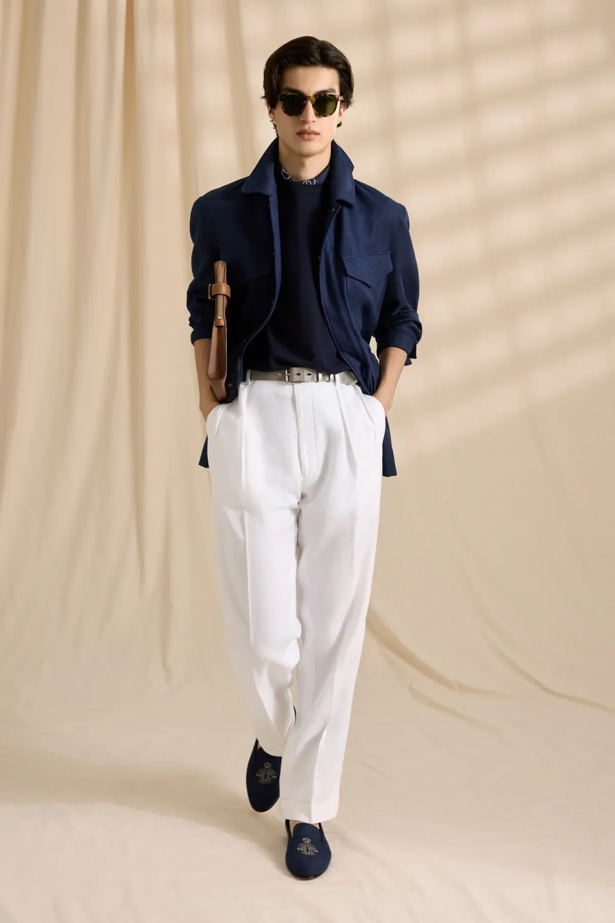 La collection Printemps 2026 de Ralph Lauren Purple Label célèbre le voyageur moderne