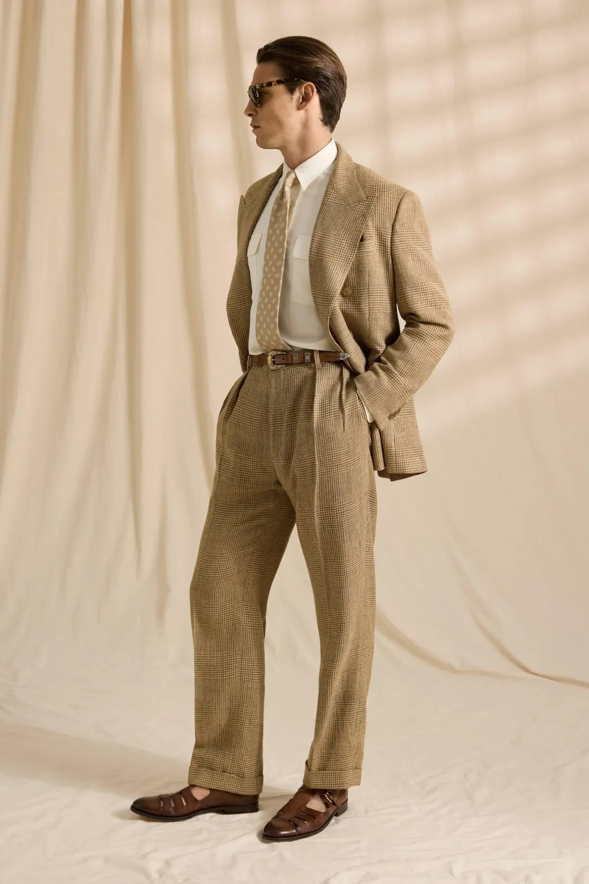 La collection Printemps 2026 de Ralph Lauren Purple Label célèbre le voyageur moderne