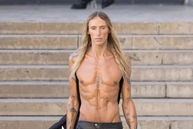 Rick Owens dévoile une élégance subversive pour le printemps 2026
