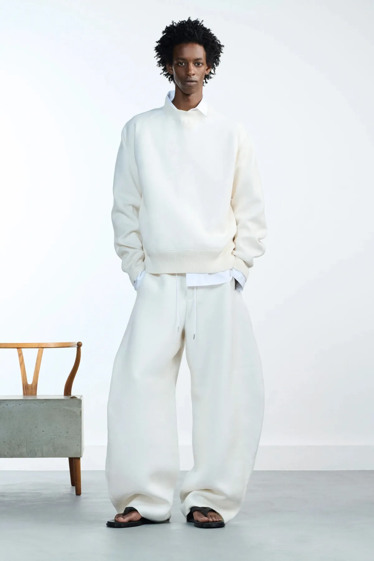 Sacai Spring Summer 2026 Paris Fashion Week Mens 4 Au printemps 2026, sacai privilégie le confort dans l'élégance masculine