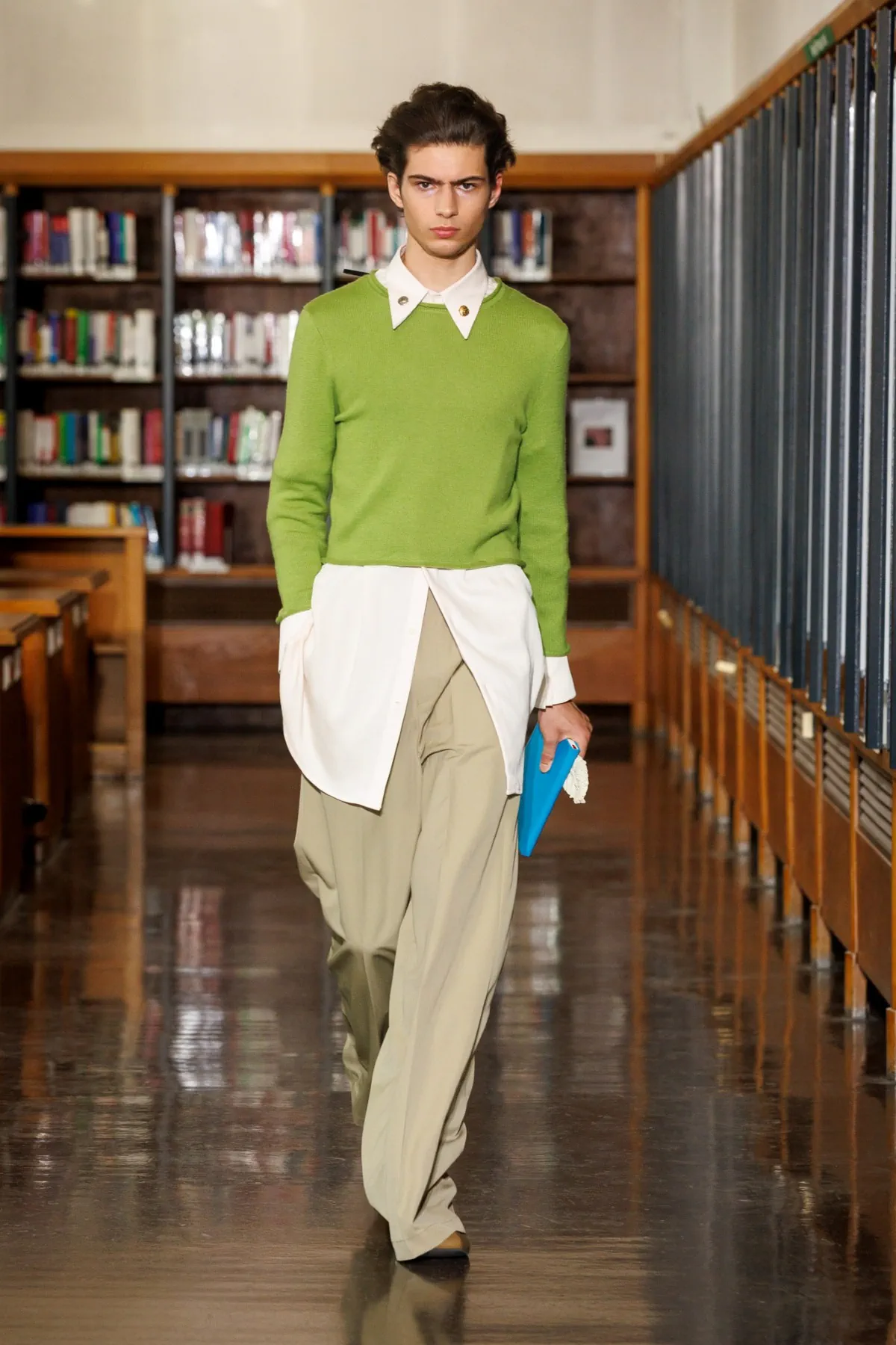 Printemps 2026, SEAN SUEN transforme la bibliothèque parisienne en théâtre onirique