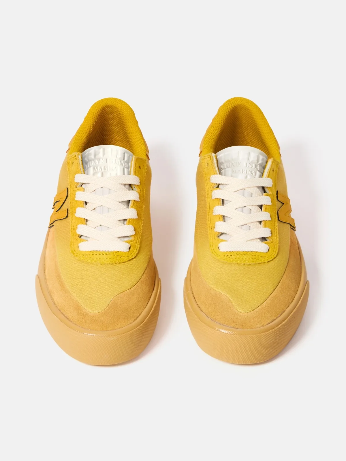 Stone Island x New Balance Chaussures de skate nautique 5 Stone Island et New Balance lancent leur première chaussure de skateboard avec une toile réactive à la lumière