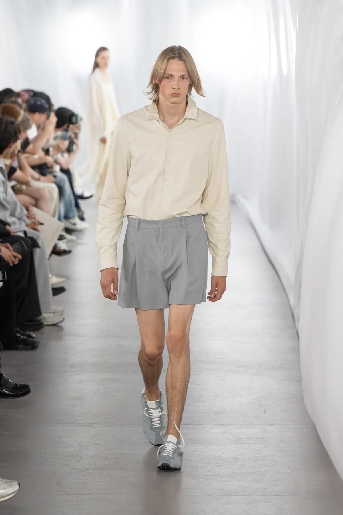 System Spring Summer 2026 Paris Fashion Week 2 SYSTEM célèbre la liberté urbaine masculine pour le printemps 2026