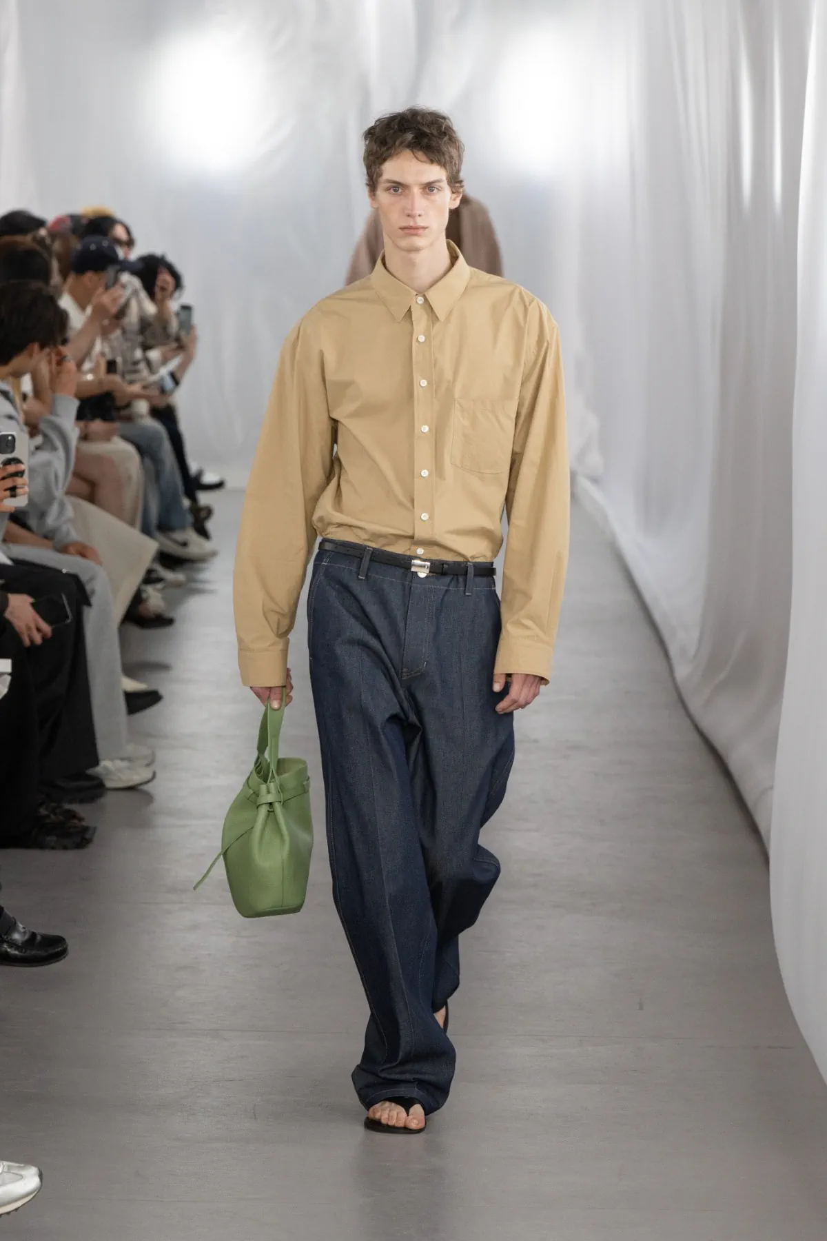 System Spring Summer 2026 Paris Fashion Week 3 SYSTEM célèbre la liberté urbaine masculine pour le printemps 2026