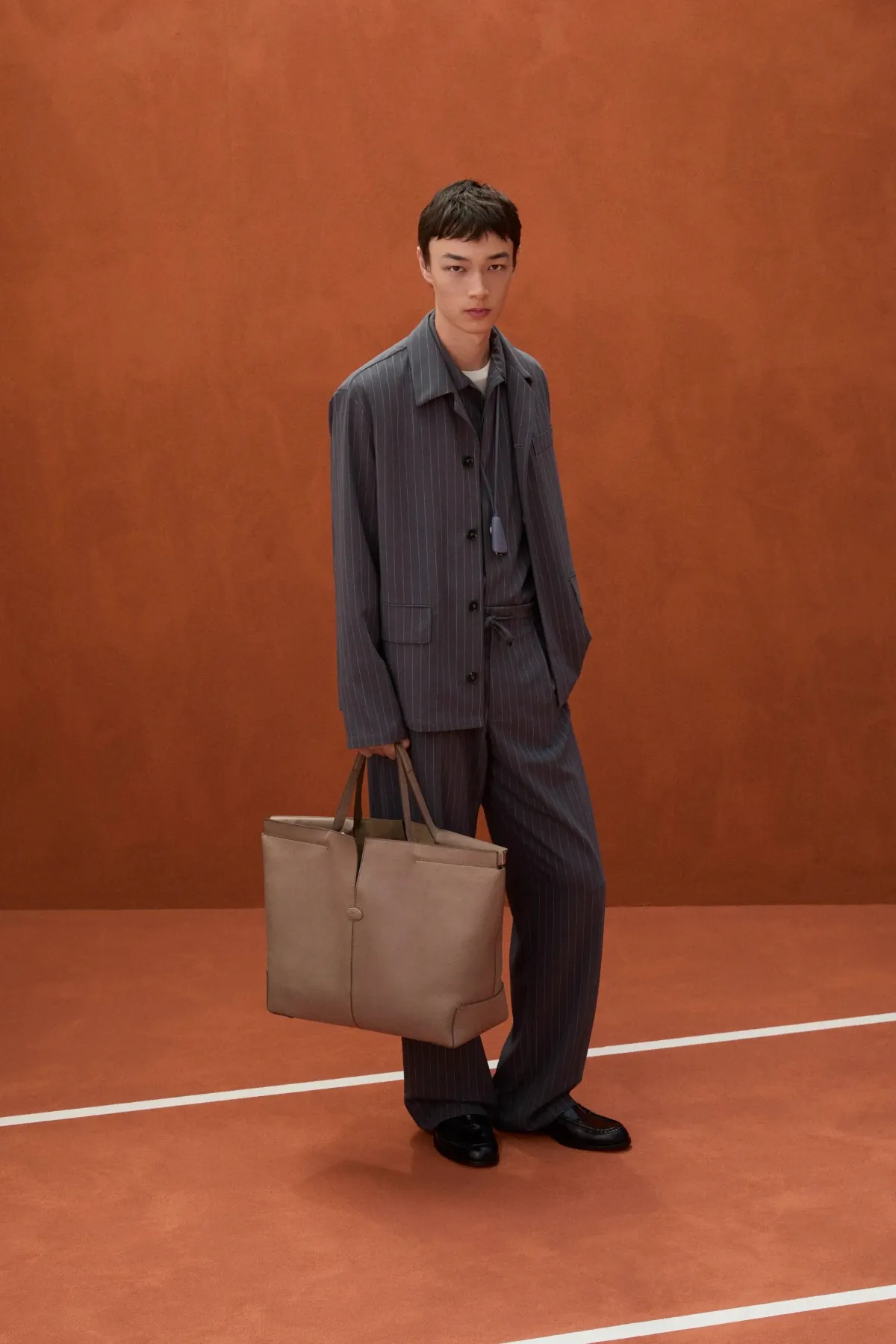 Tods Spring Summer 2026 Milan Fashion Week 2 La collection Printemps 2026 de Tod's transforme Villa Necchi Campiglio en club exclusif italien
