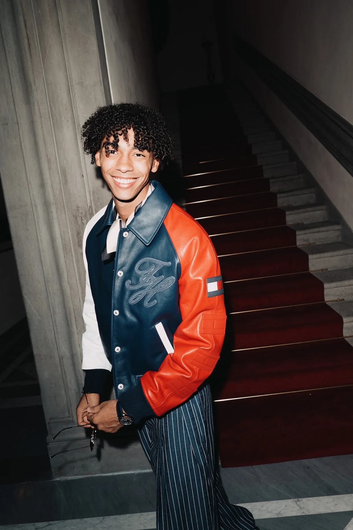 Tommy Hilfiger Printemps 2026 au Pitti Uomo 13 Pour le printemps 2026, Tommy Hilfiger revisite le style preppy américain au Pitti Uomo