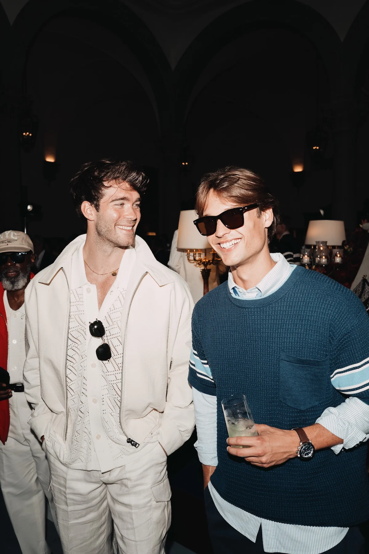 Tommy Hilfiger Printemps 2026 au Pitti Uomo 2 Pour le printemps 2026, Tommy Hilfiger revisite le style preppy américain au Pitti Uomo