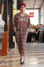 Vivienne Westwood Spring Summer 2026 Milan Fashion Week 1 Vivienne Westwood Printemps 2026 : un vestiaire sans frontières