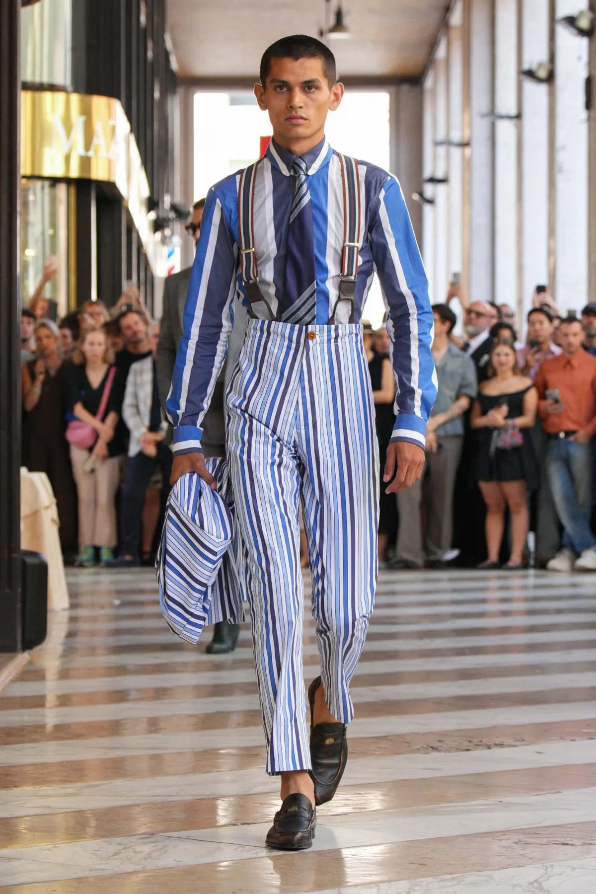 Vivienne Westwood Printemps 2026 : un vestiaire sans frontières
