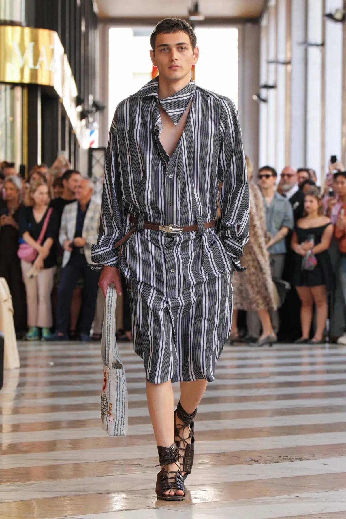 Vivienne Westwood Printemps 2026 : un vestiaire sans frontières