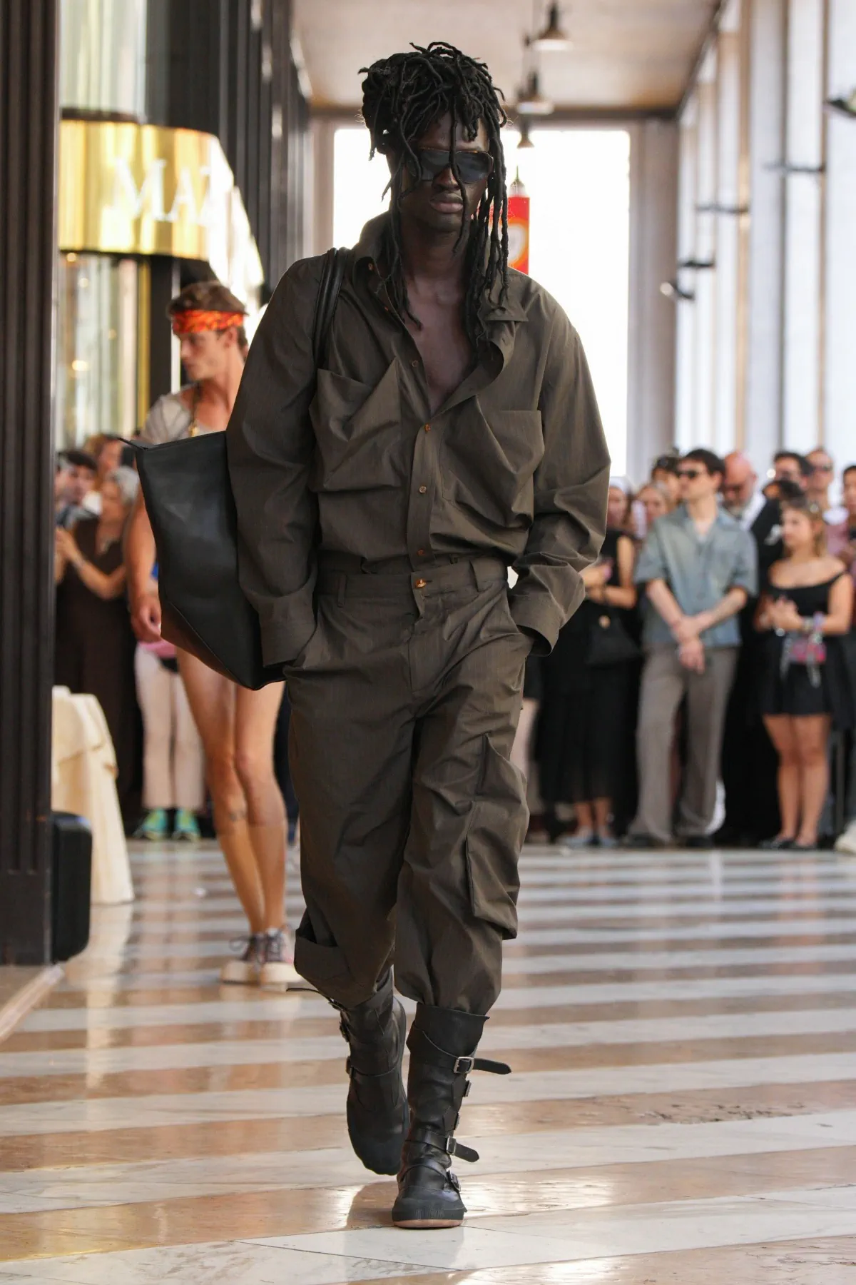 Vivienne Westwood Printemps 2026 : un vestiaire sans frontières