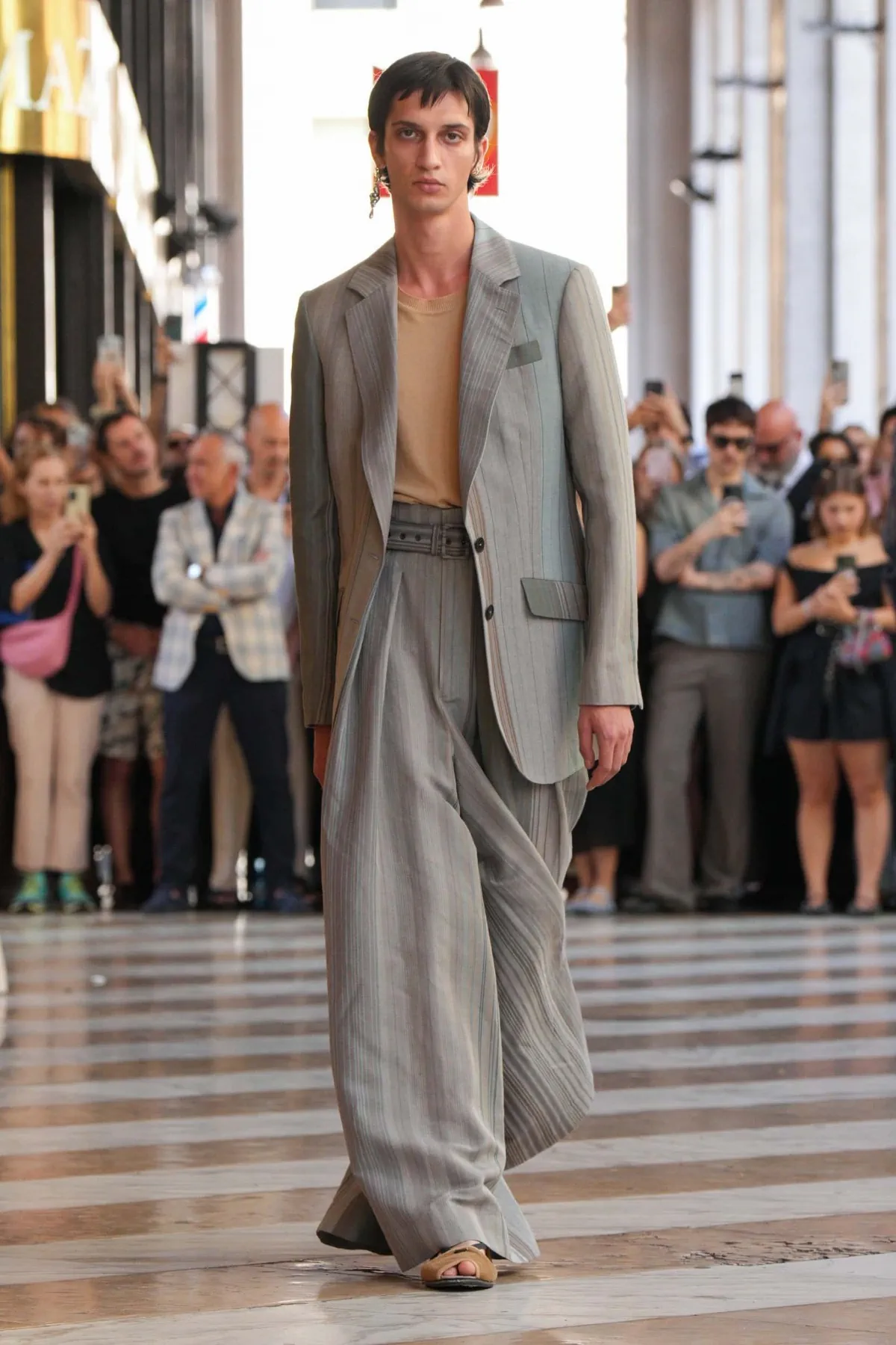 Vivienne Westwood Spring Summer 2026 Milan Fashion Week 3 Vivienne Westwood Printemps 2026 : un vestiaire sans frontières
