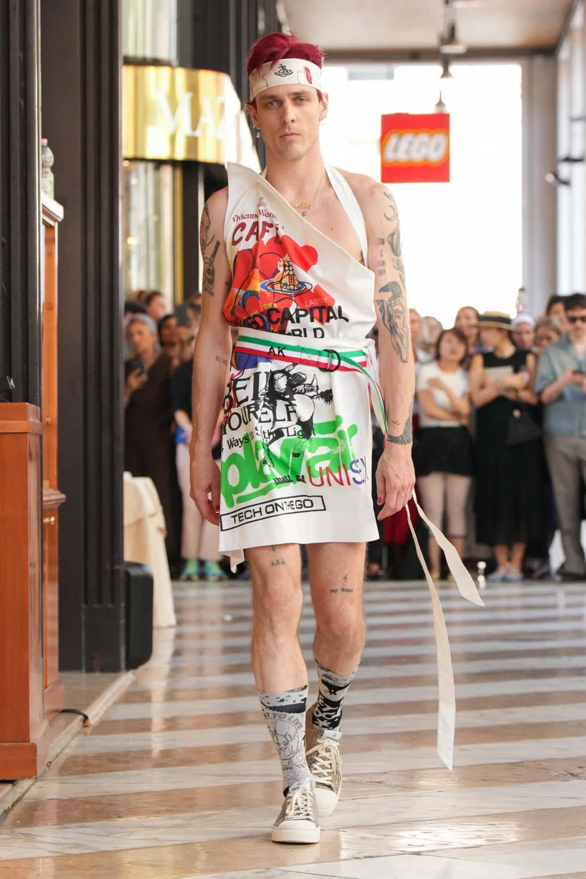 Vivienne Westwood Printemps 2026 : un vestiaire sans frontières