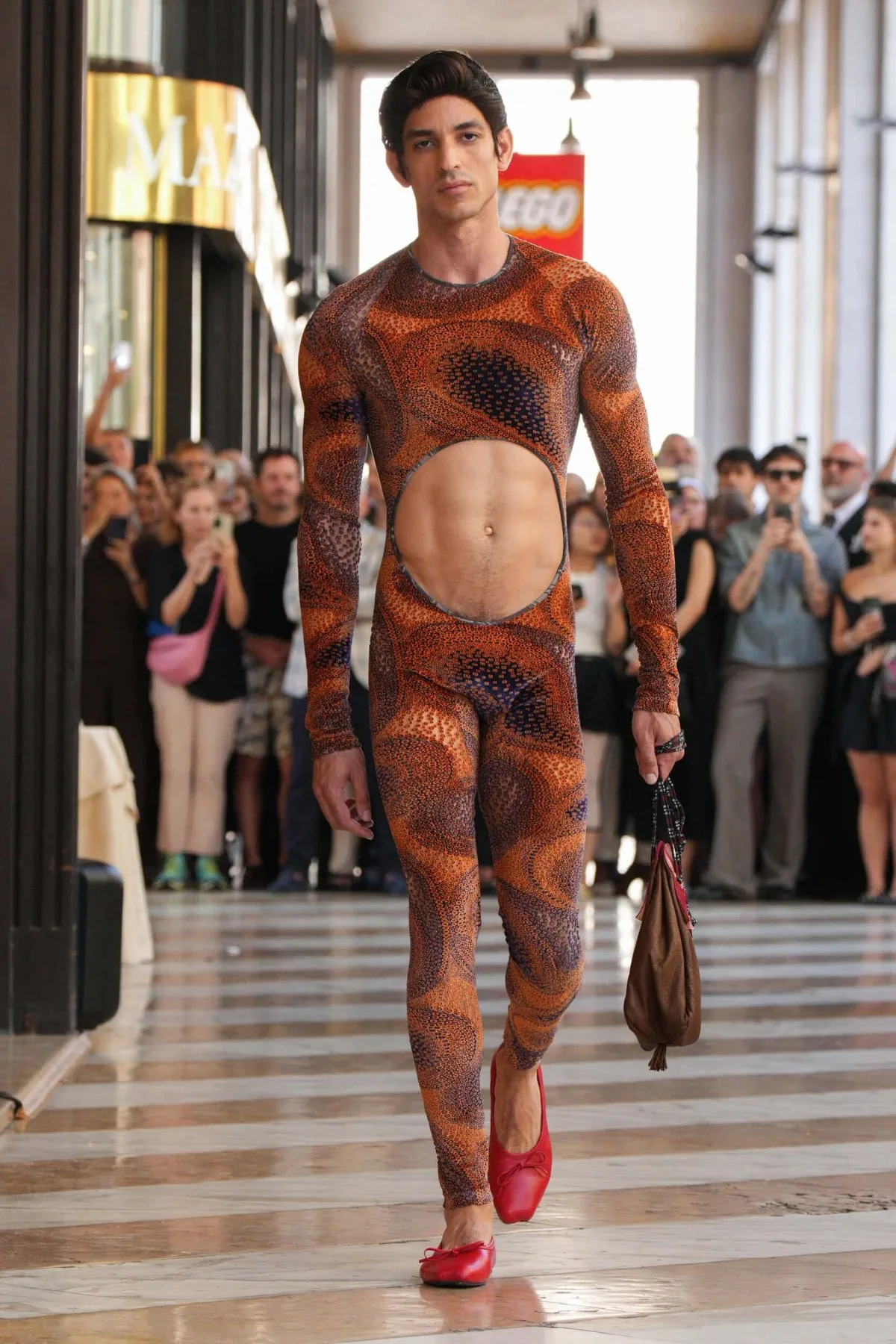 Vivienne Westwood Printemps 2026 : un vestiaire sans frontières