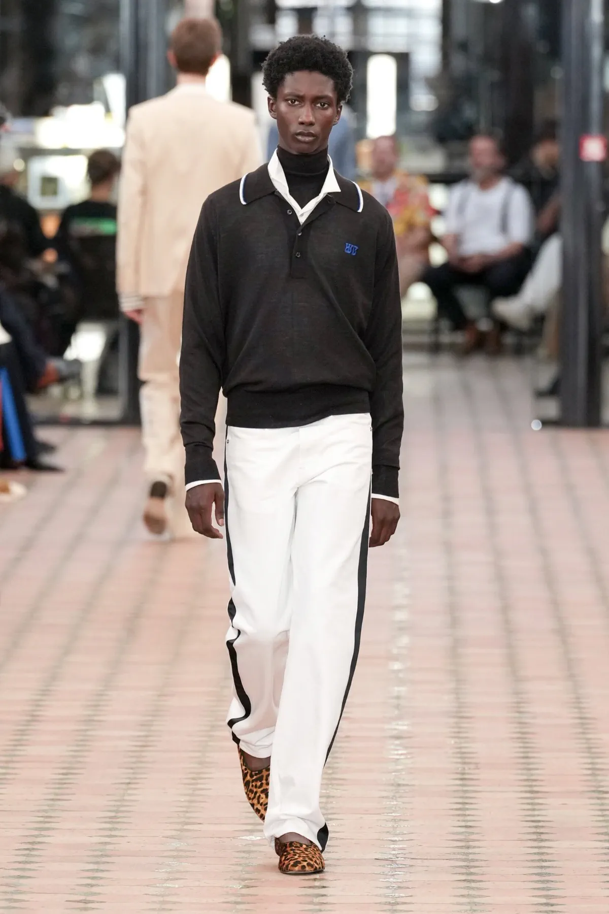 La collection Printemps 2026 de Wales Bonner rend hommage au savoir-faire britannique et célèbre dix années de création