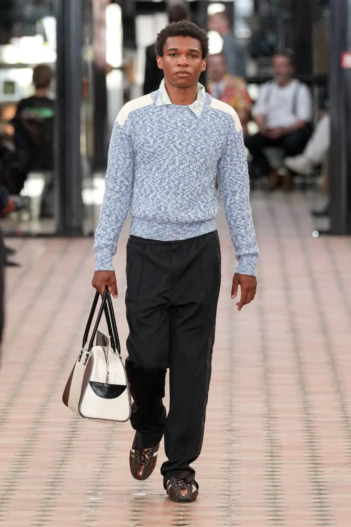 La collection Printemps 2026 de Wales Bonner rend hommage au savoir-faire britannique et célèbre dix années de création