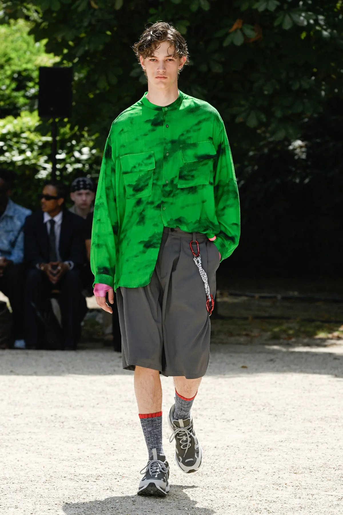 White Mountaineering réinvente l'héritage de la mode outdoor pour le printemps 2026